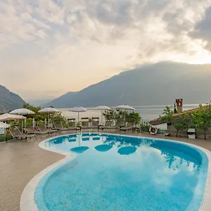 Garda Hotel Limone sul Garda