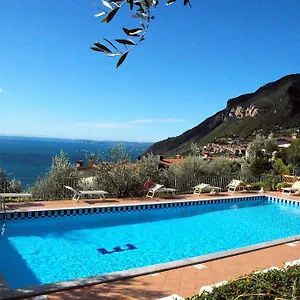 Erika Aparthotel Tignale